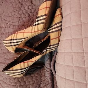 3.5" heels by Burberry